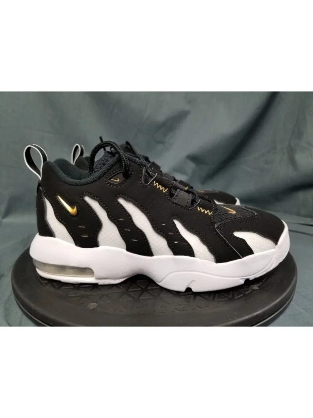 Nike incorporating fresh